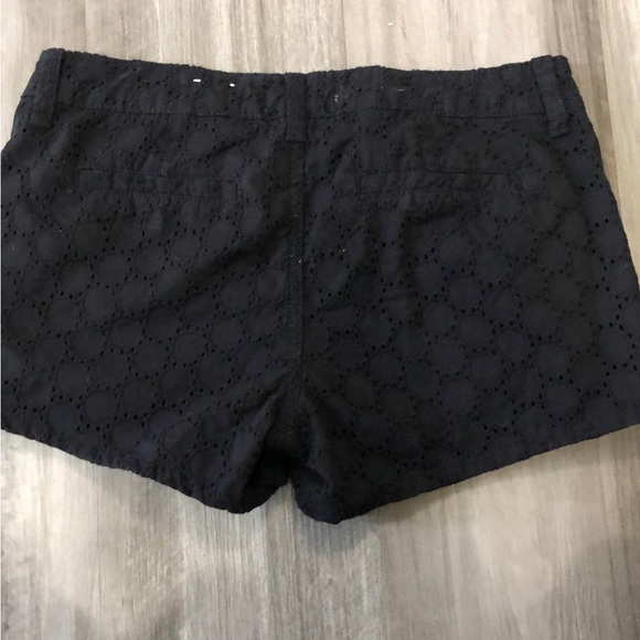 🔹3 for $8 shorts🔹 Black embroidered shorts - Picture 2 of 3